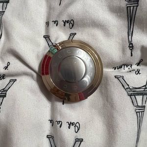 Becca mini highlight